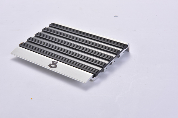 Aluminium Stair Nosing Ribbed Fluted Angle Black & Silver Anti Slip Edging 