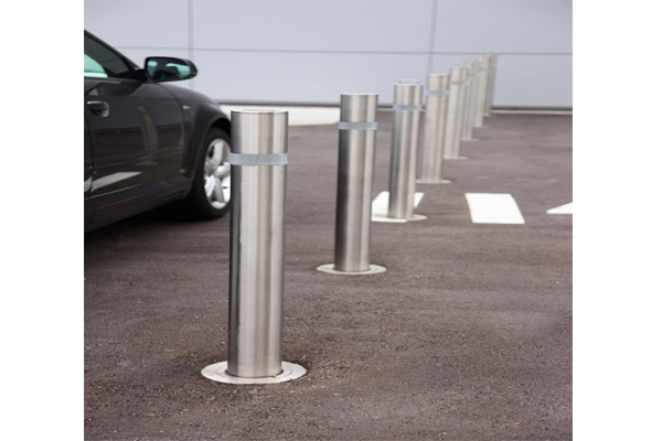 Retractable Stainless Steel Bollard