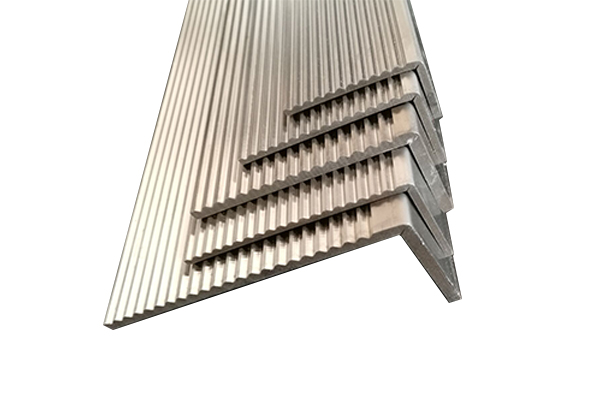 https://www.xcwjc.com/uploads/image/20190704/11/stainless-steel-stair-nosings.jpg